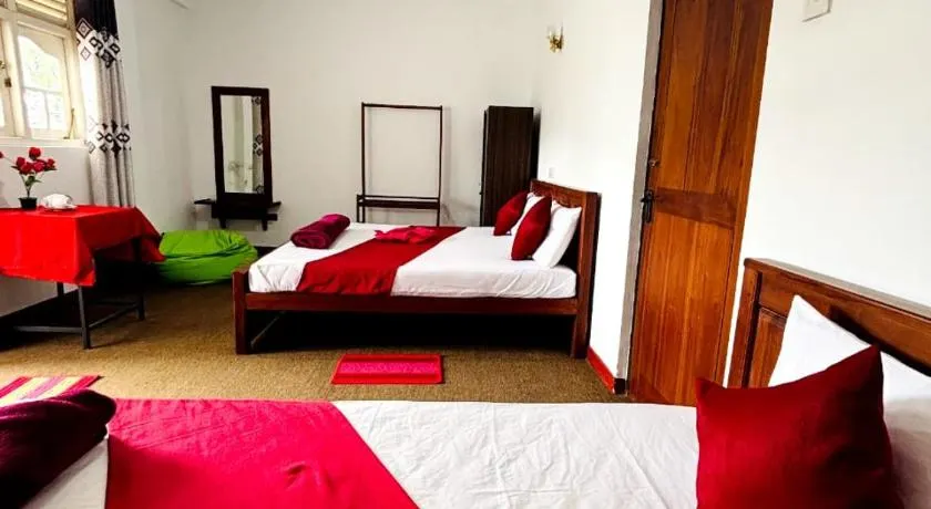 Hotel Highnest - Image 1