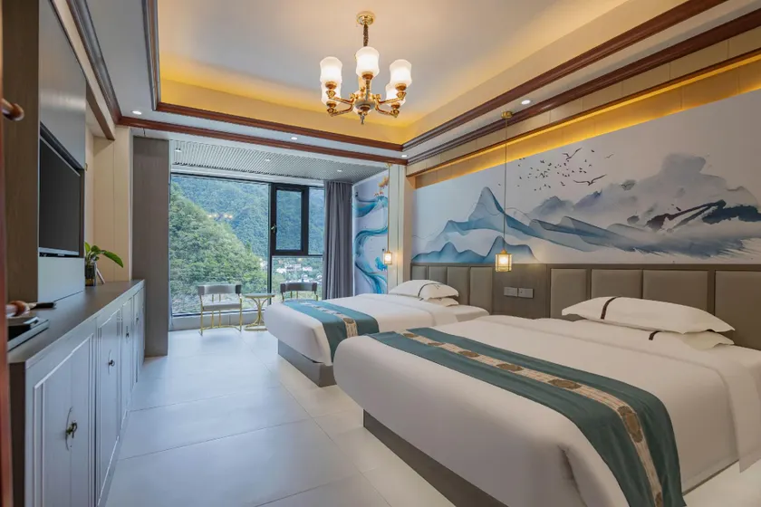 Shennongjia Guosen Zen Resort Homestay (Muyu Town Branch) - Image 1