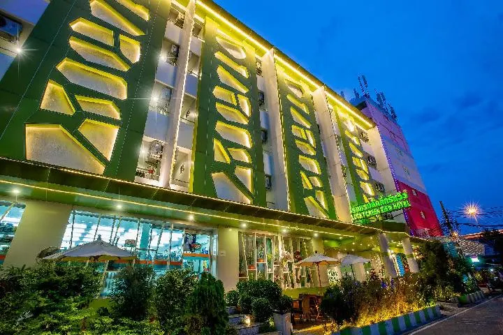 Lucky Green View - Image 1