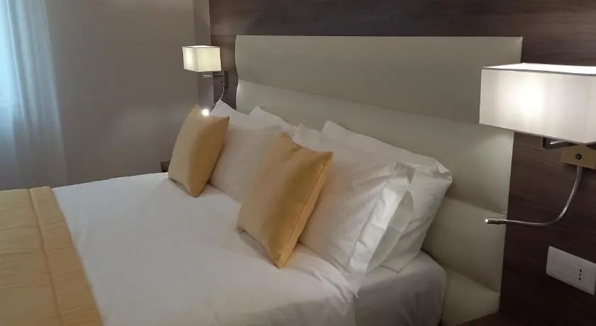 Orchid Luxury Suite - Image 1