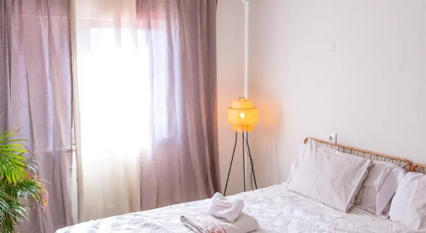 Bela Alexandra Guest House - Image 1