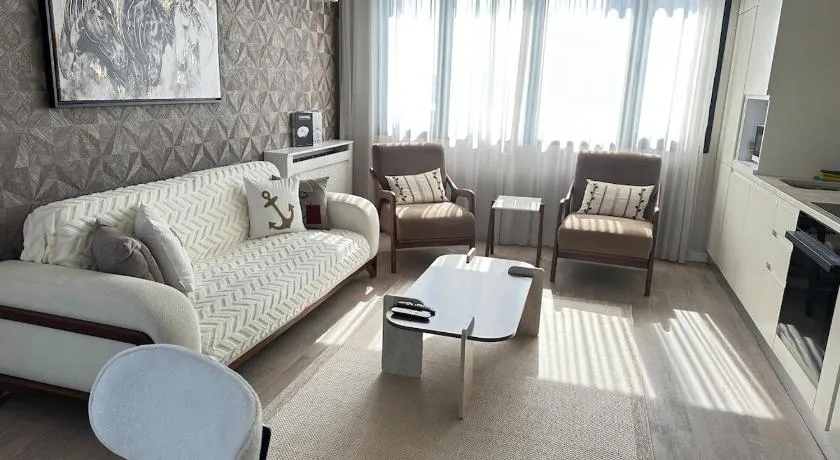 91 sqm luxury apartment with double view - Image 1