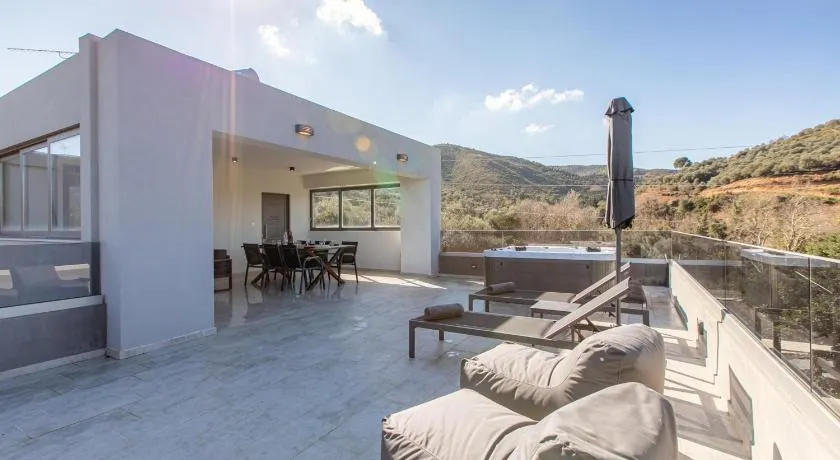 Villa Neaira - Image 1