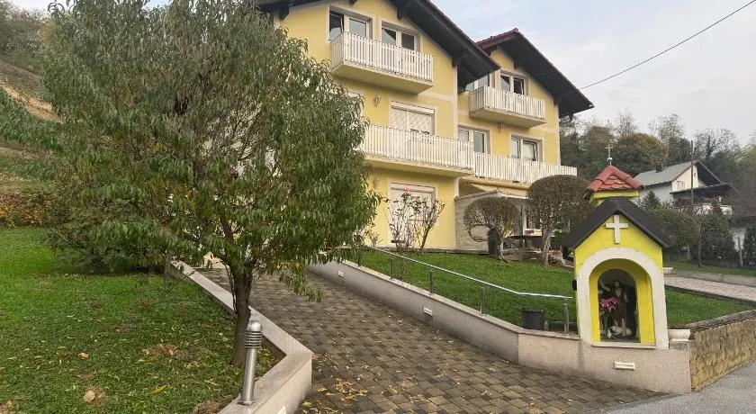 Apartments Matanovic - Image 1