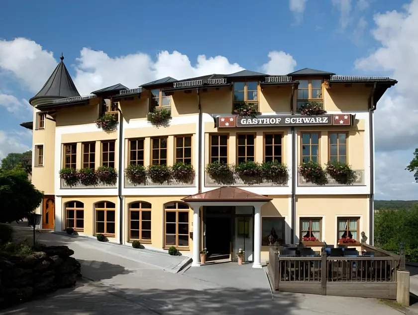 Gasthof Schwarz - Image 1