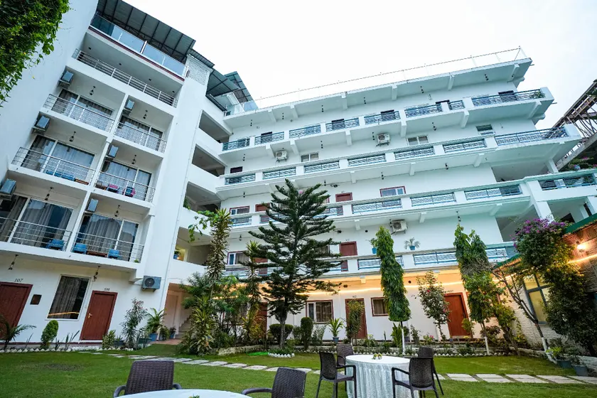 Hotel Shivansh Inn - Image 1