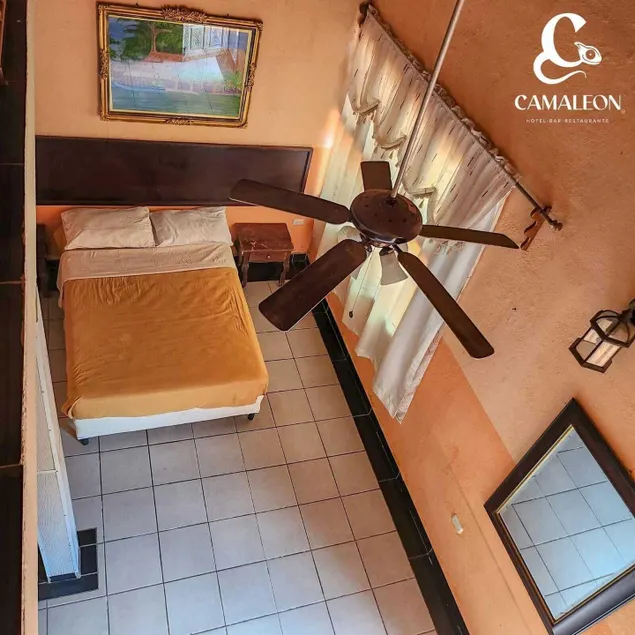 Hotel Camaleon - Colonial Stay & Views - Image 1