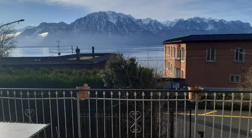 Appartamento fronte lago panoramico - Image 1