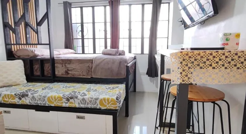 Apartment near Malls - Image 1
