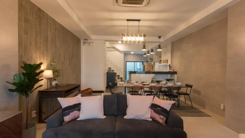 Airee Premier Residence - Image 1