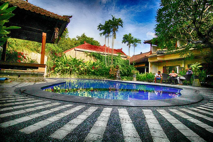 Paradiso Beach Inn Bali - Image 1