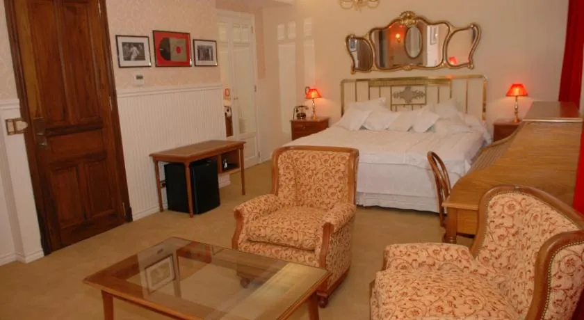 Tanguero Hotel Boutique - Antique - Image 1