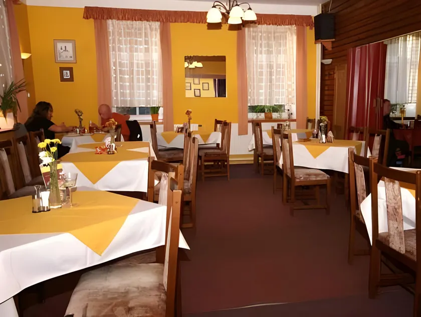 Hotel Holzbecher Ratibořice - Image 1