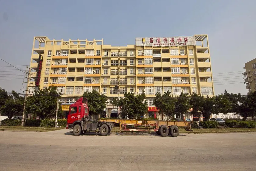 Fuqing New Port Express Hotel - Image 1