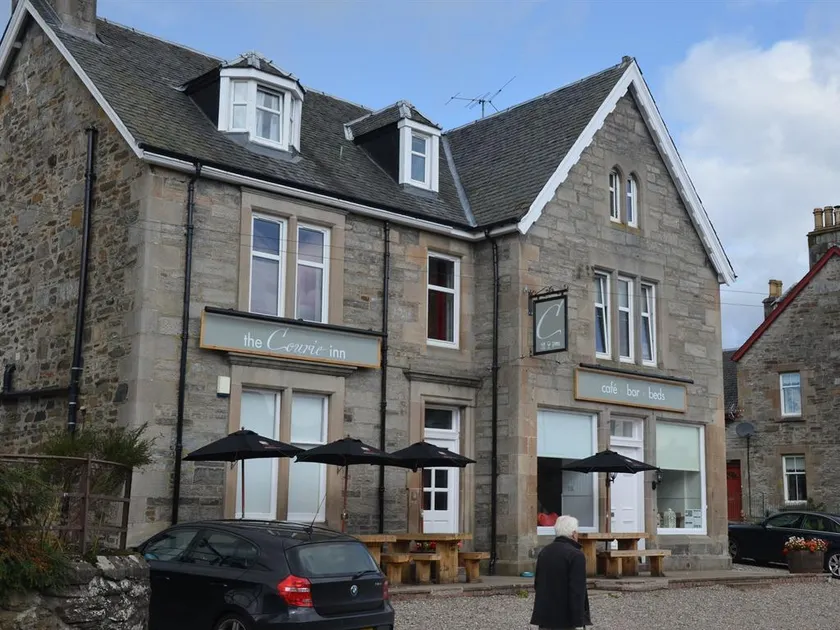 The Courie Inn - Image 1