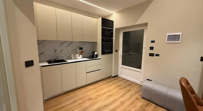 Charm Home Seveso - Image 1