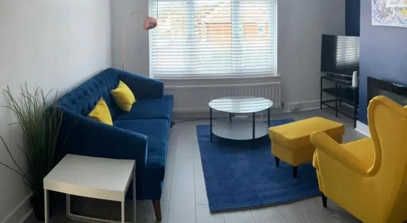 Shotley Bridge - Large Stylish 3 Bedroom Apartment - Image 1