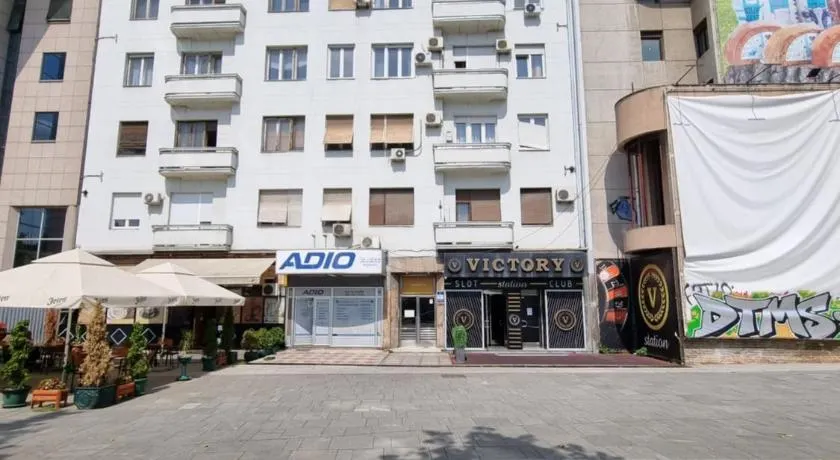 Downtown Belgrade Hostel and Apartments - Image 1