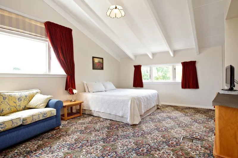 Tresco Apartments - Quiet Luxury in the Heart of Blenheim - Image 1