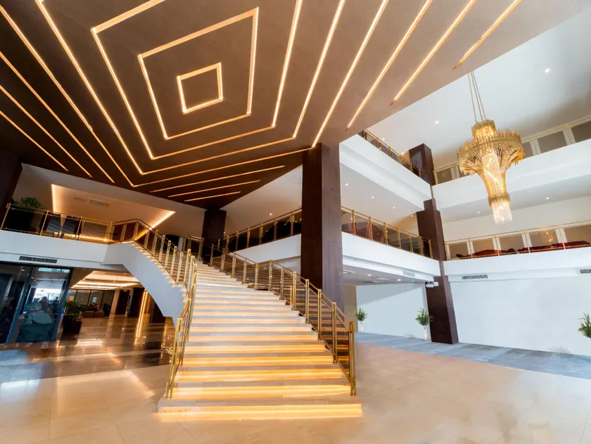 MetroCentre Hotel - Image 1