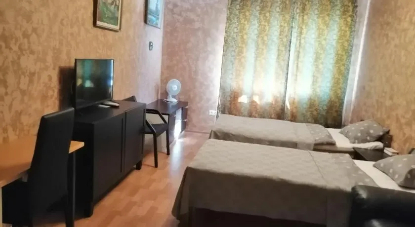 Apartment by the park - Image 1