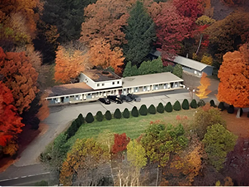 Granby Motel - Image 1