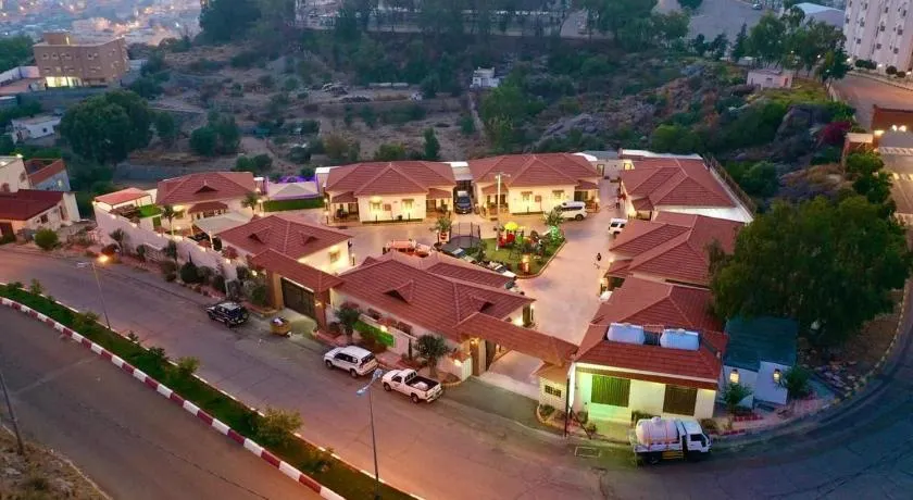 شاليهات مدينة الحدائق لبيوت العطلات - Image 1