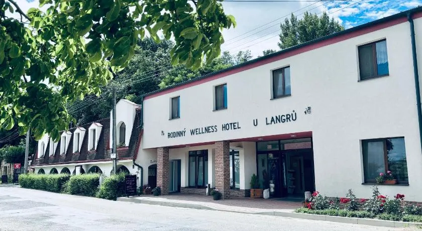 Rodinný wellness hotel U Langrů - Image 1
