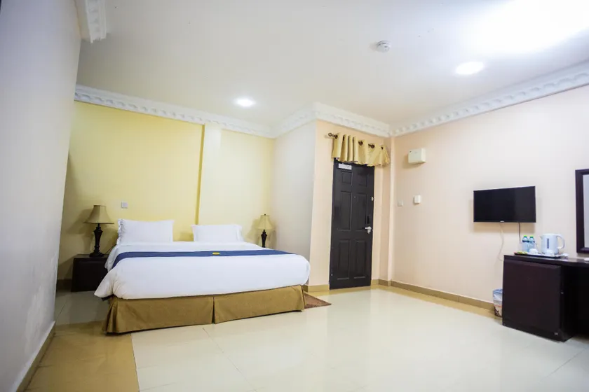 Oceanic Resort - Image 1