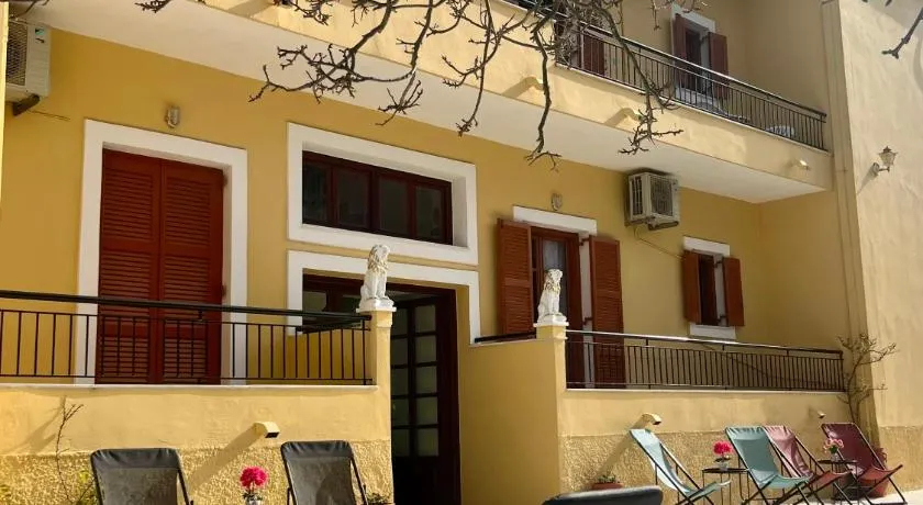 Nicoll Apartments - Image 1