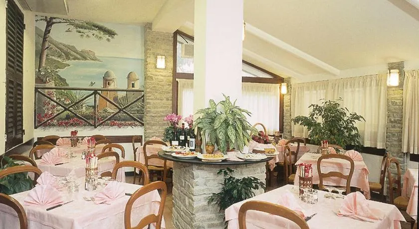 Hotel Ulivi - Image 1