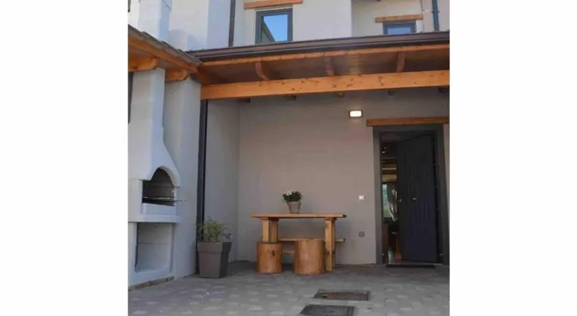 pikralida house (πικραλίδα) - Image 1