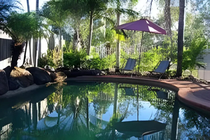 Wild Scotsman Motor Inn Gin Gin QLD - Image 1