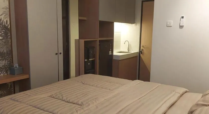 Unit 2 Alton Undip Tembalang by SAJI Rooms - Image 1