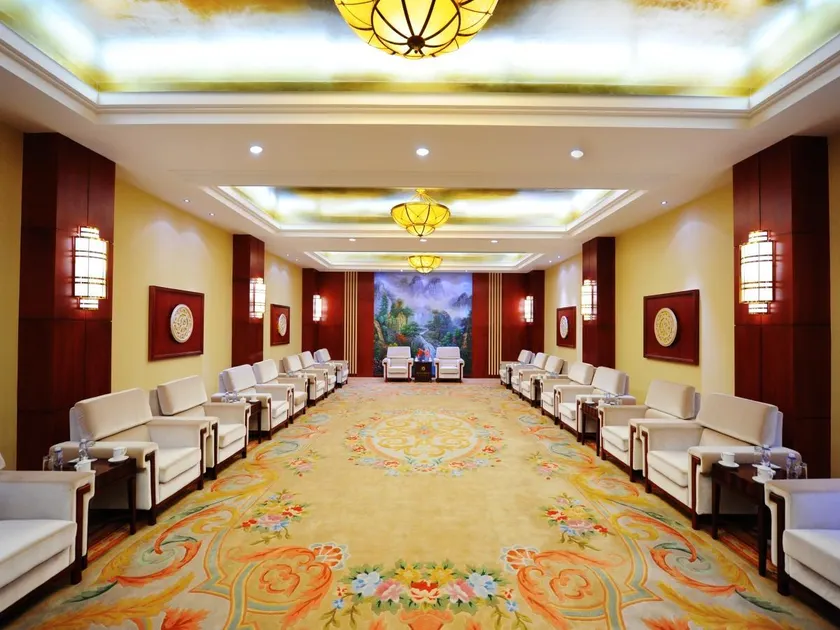 Qingdao Chengyang Detai Hotel - Image 1