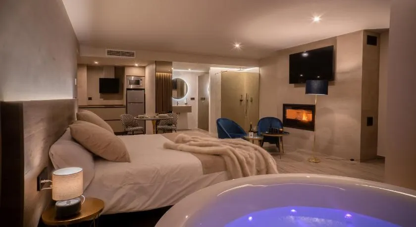 Almazara Suites - Image 1