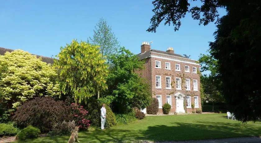 Church house - Image 1