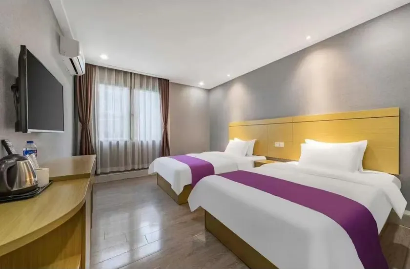 Youyi Boutique Apartment (Wanlian Shopping Center Branch) - Image 1