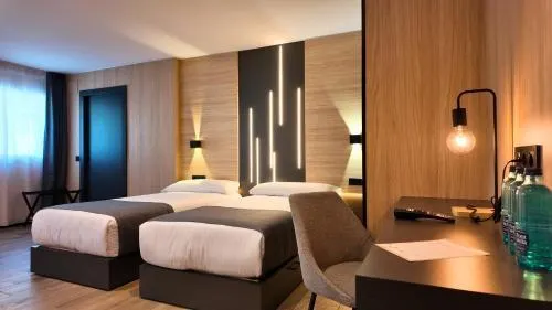Hotel Focus - Image 1