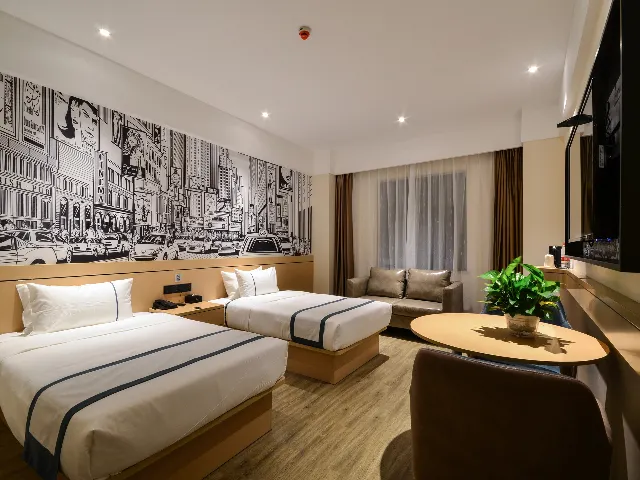City Comfort Inn Jingzhou Fantawild Shashi Middle School - Image 1