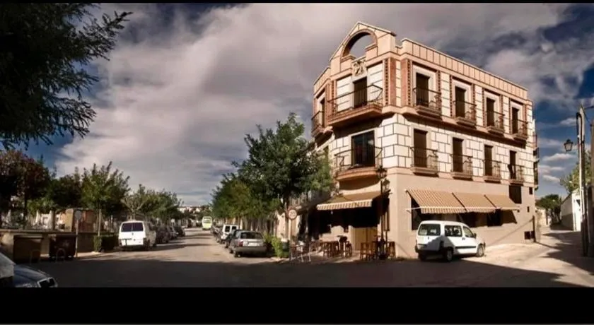 H La Posada - Image 1