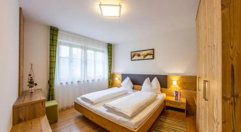 Hotel Garni Angerer - Image 1