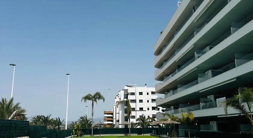 Costa Blanca Beach Apartment - Image 1