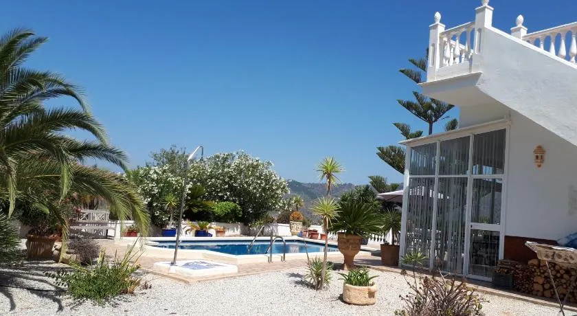 Palm tree villa - Image 1