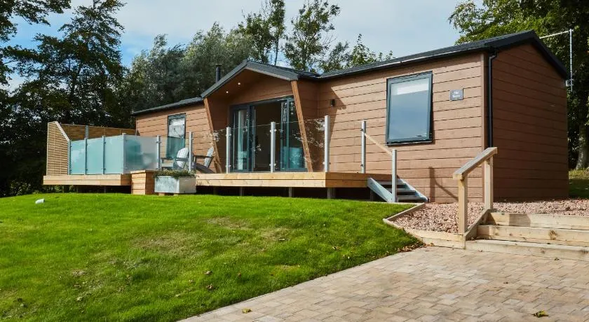 Letham Feus Lodge and Caravan Park - Image 1