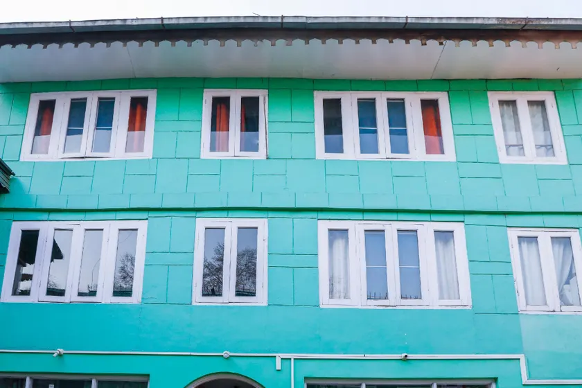 OYO 71125 New Zeenath Guest House - Image 1