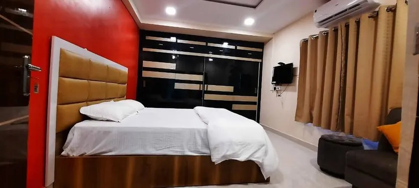 LG Hill View  Guest house - Image 1