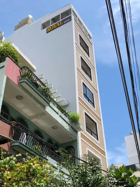 Royal Hotel Nha Trang - Image 1