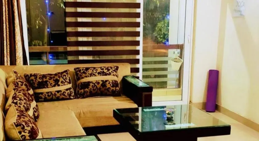 Budget Condo Family Stay 2 BHK - Image 1