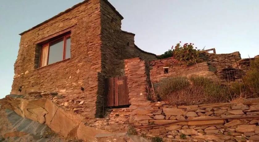 XOXLAKAS STONE HOUSE - ΧΟΧΛΑΚΑΣ ΠΕΤΡΙΝΟ ΣΠΙΤΙ - Image 1